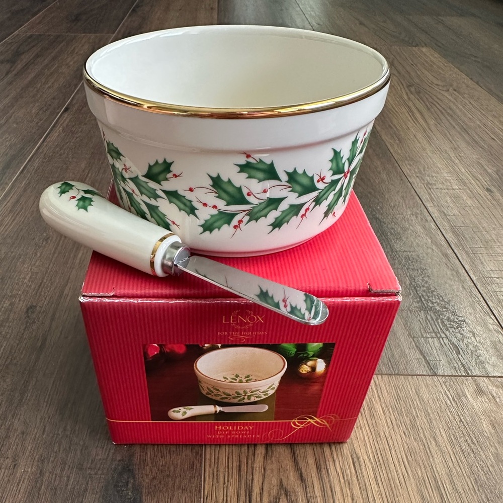 NIB Lenox Holiday Holly Dip Bowl with Spreader (2/2)
